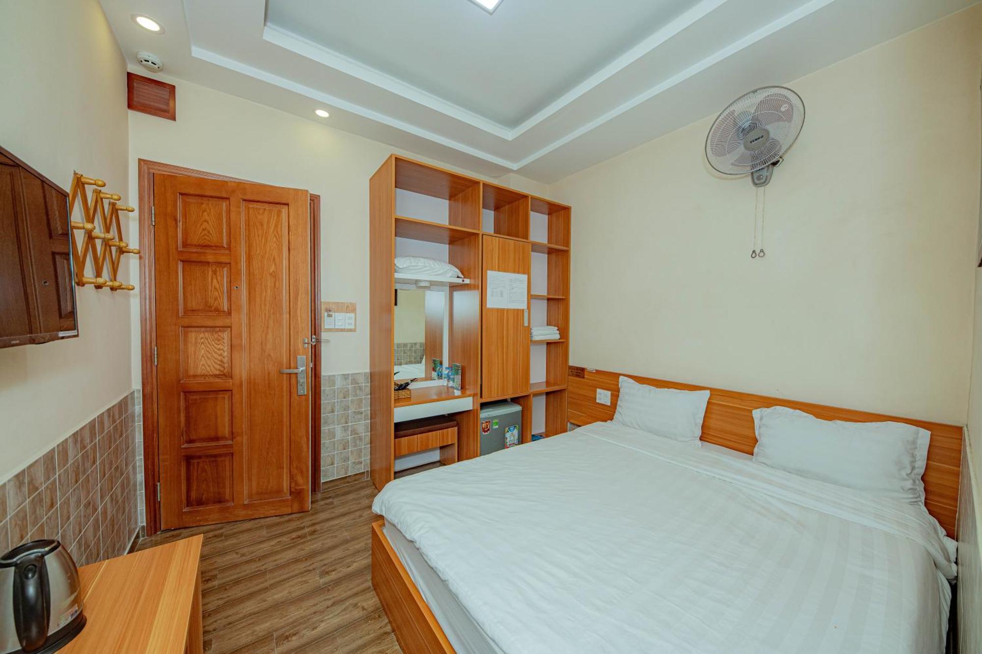 Thanh Anh 2 Hotel - Gan Cho Dem Da Lat Exterior photo
